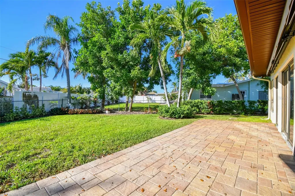 10073 S Yacht Club Drive Treasure Island FL 33706