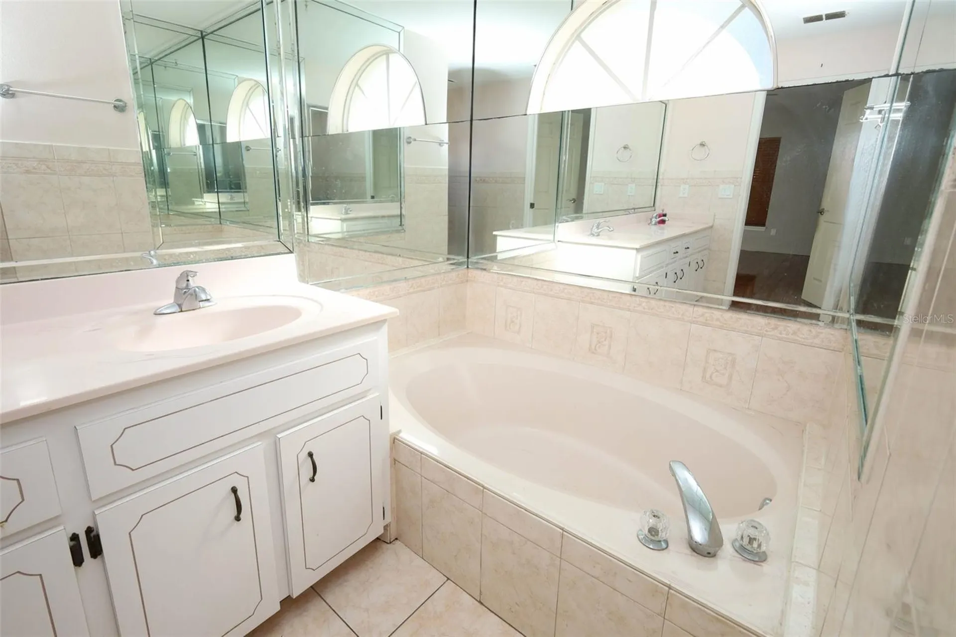 7113 Ironwood Drive Orlando FL 32818