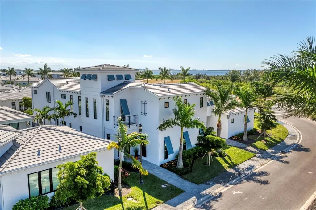 5951 Redbay Boulevard Bradenton FL 34210