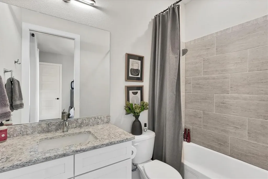 5951 Redbay Boulevard Bradenton FL 34210