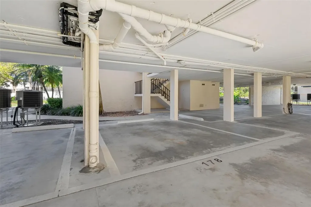 6285 Midnight Pass Road Sarasota FL 34242