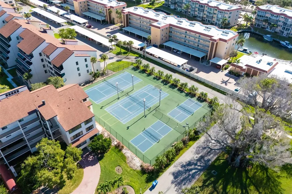 6285 Midnight Pass Road Sarasota FL 34242