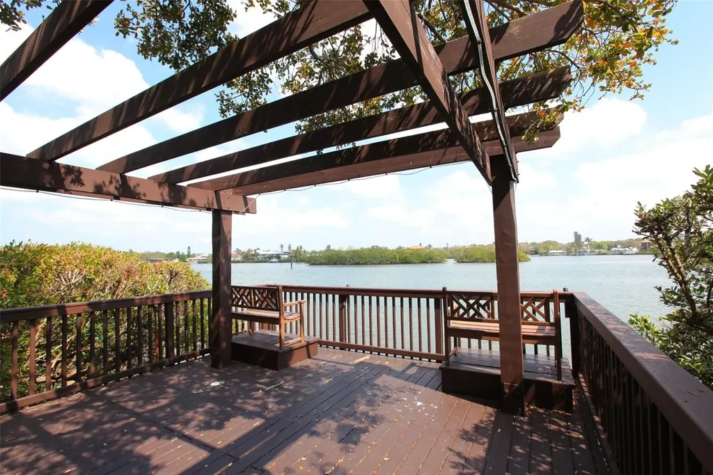 6285 Midnight Pass Road Sarasota FL 34242