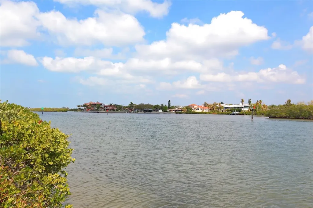 6285 Midnight Pass Road Sarasota FL 34242