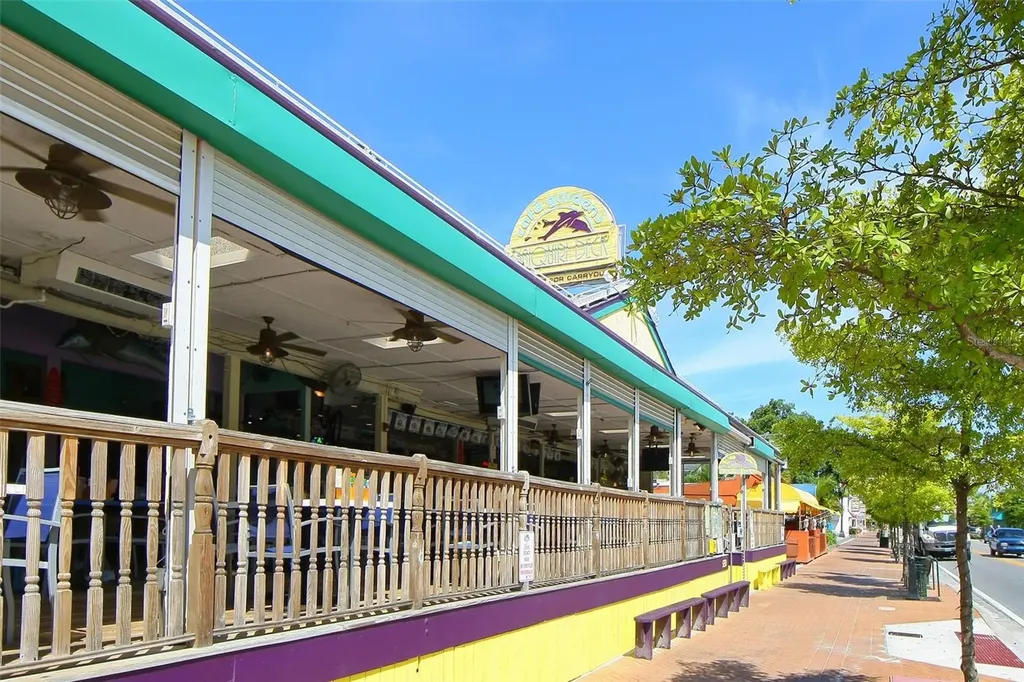 6285 Midnight Pass Road Sarasota FL 34242