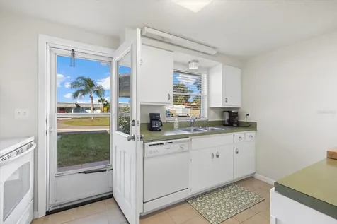 680 Circlewood Drive Venice FL 34293