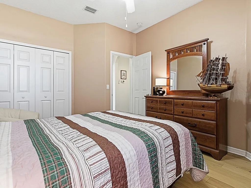 3592 Tropical Seas Loop Tavares FL 32778