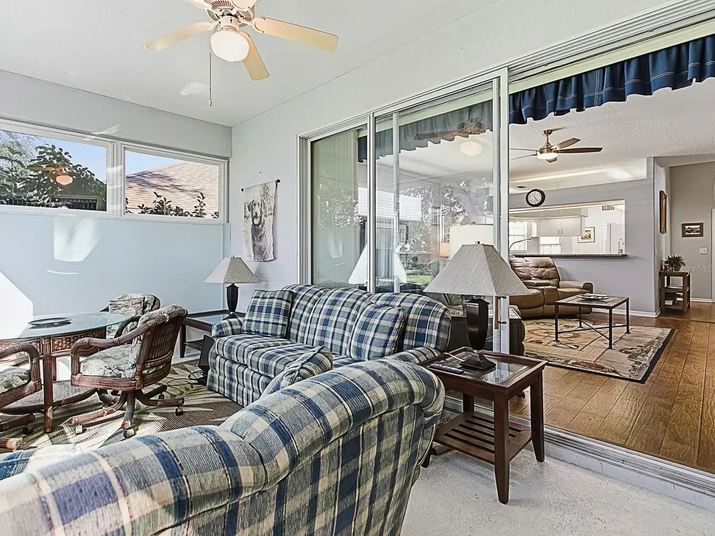 3592 Tropical Seas Loop Tavares FL 32778