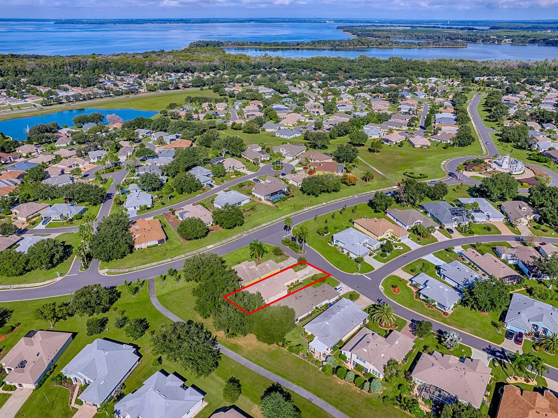 3592 Tropical Seas Loop Tavares FL 32778