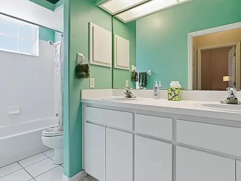 3592 Tropical Seas Loop Tavares FL 32778