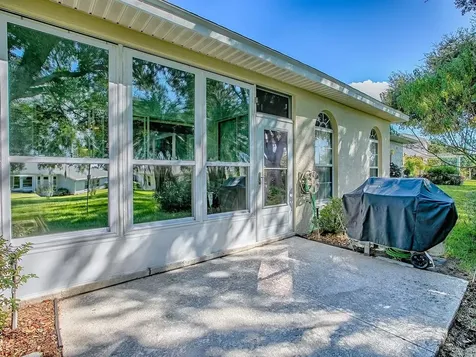 3592 Tropical Seas Loop Tavares FL 32778