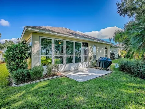 3592 Tropical Seas Loop Tavares FL 32778