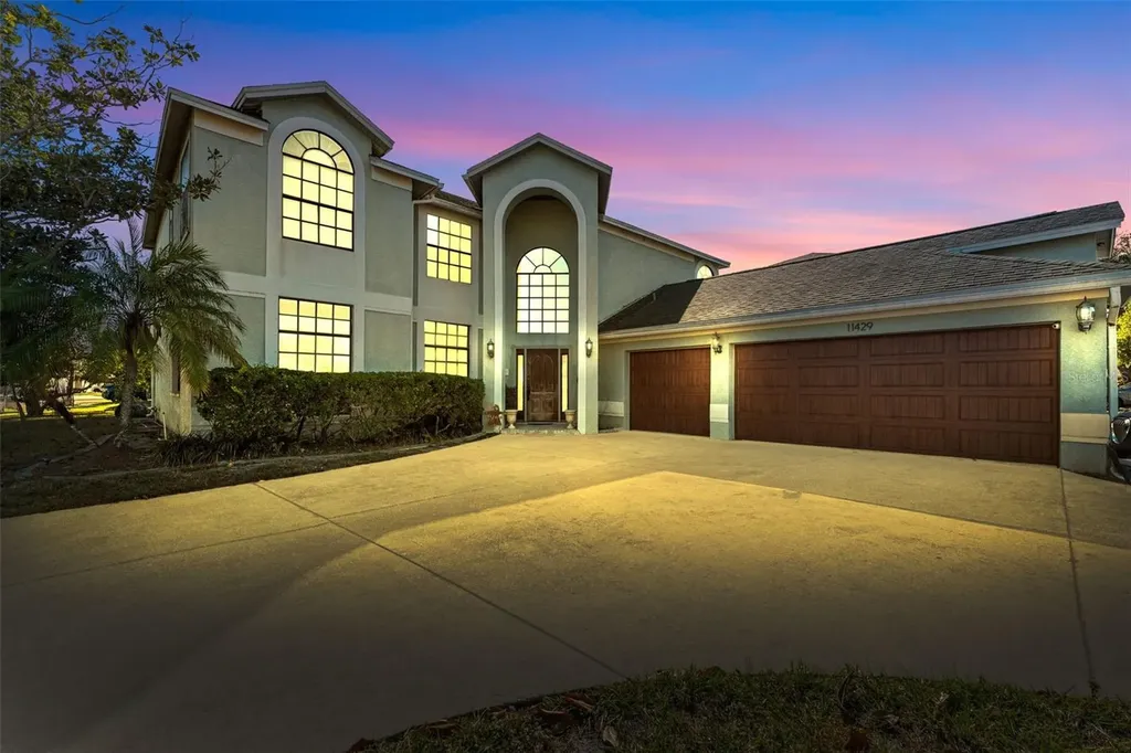 11429 Zenith Circle Tampa FL 33635