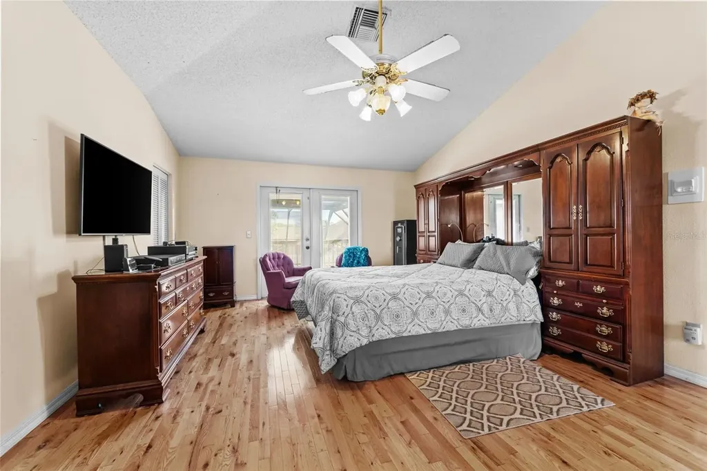 11429 Zenith Circle Tampa FL 33635