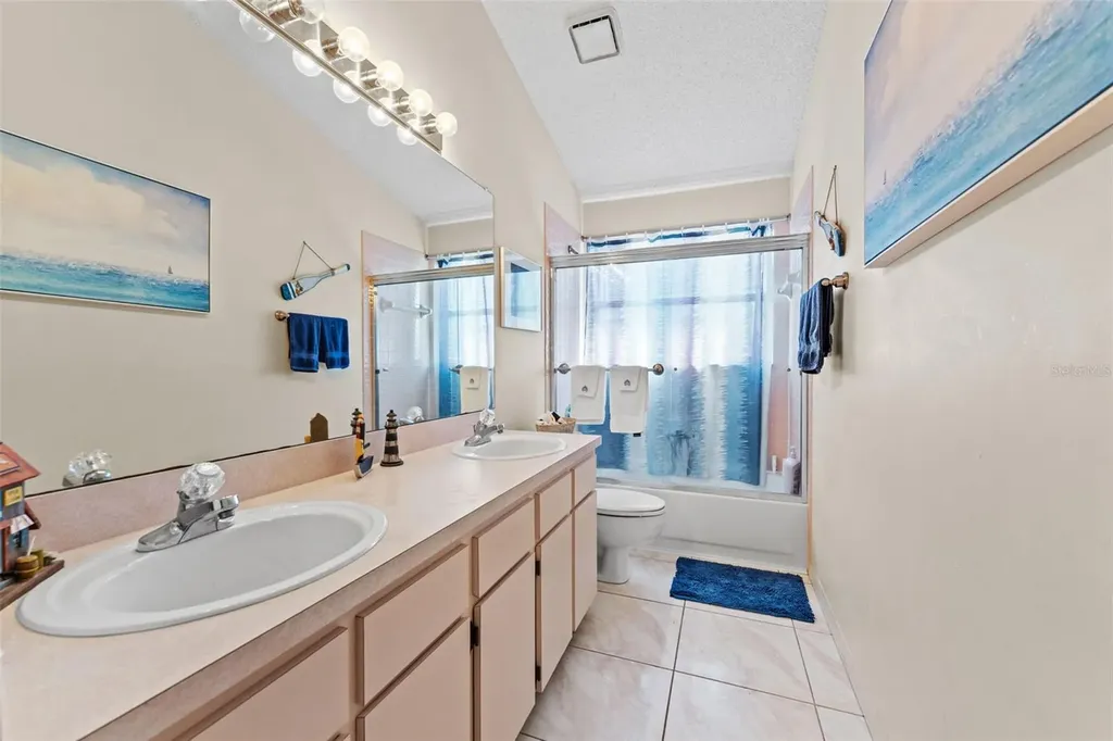 11429 Zenith Circle Tampa FL 33635