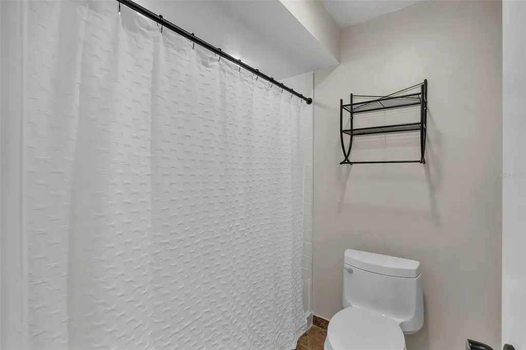 6047 Shore Line Drive Orlando FL 32819