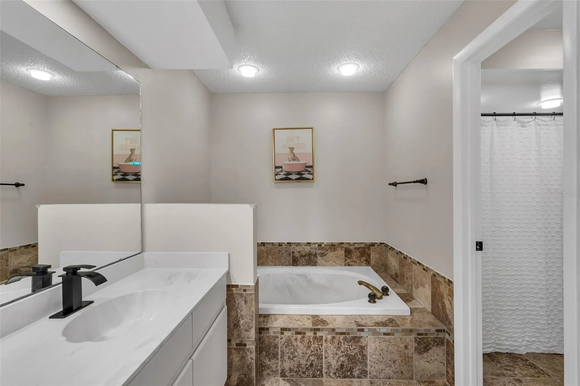 6047 Shore Line Drive Orlando FL 32819