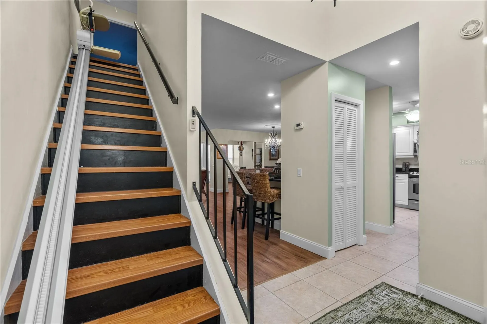 623 Red Oak Circle Altamonte Springs FL 32701