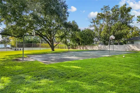 623 Red Oak Circle Altamonte Springs FL 32701