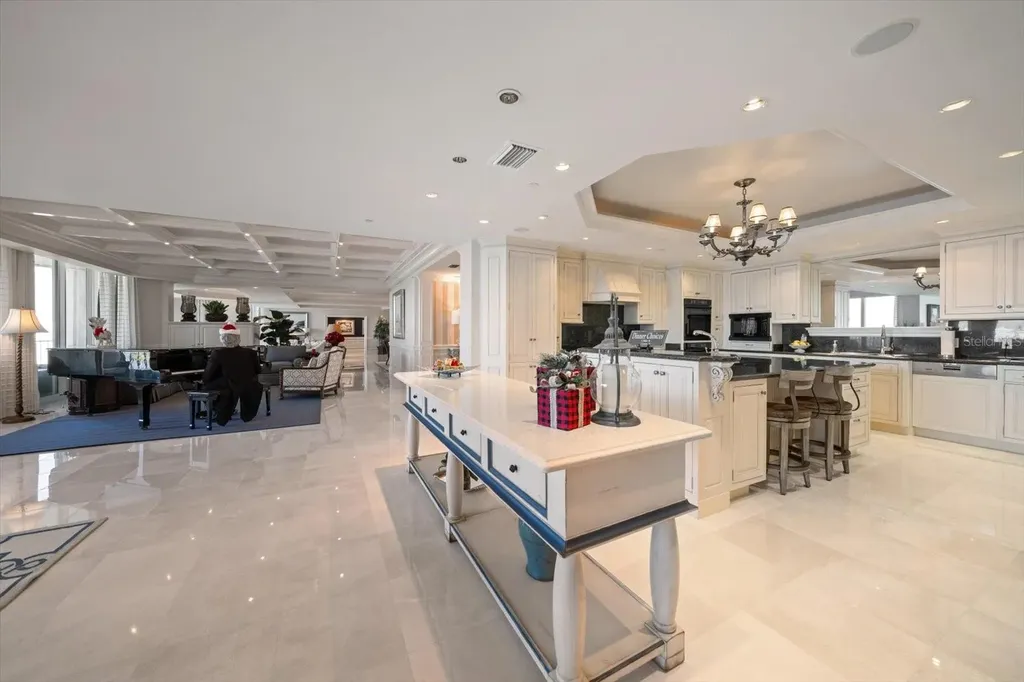3 Seaside Lane Belleair FL 33756