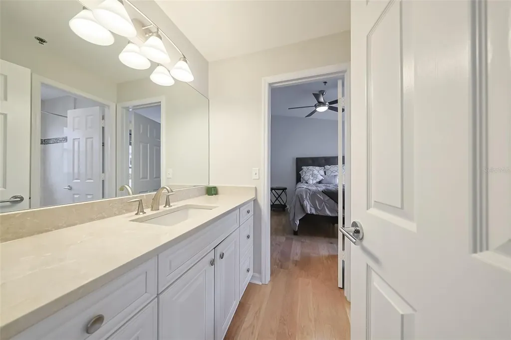 2403 W Palm Drive Tampa FL 33629