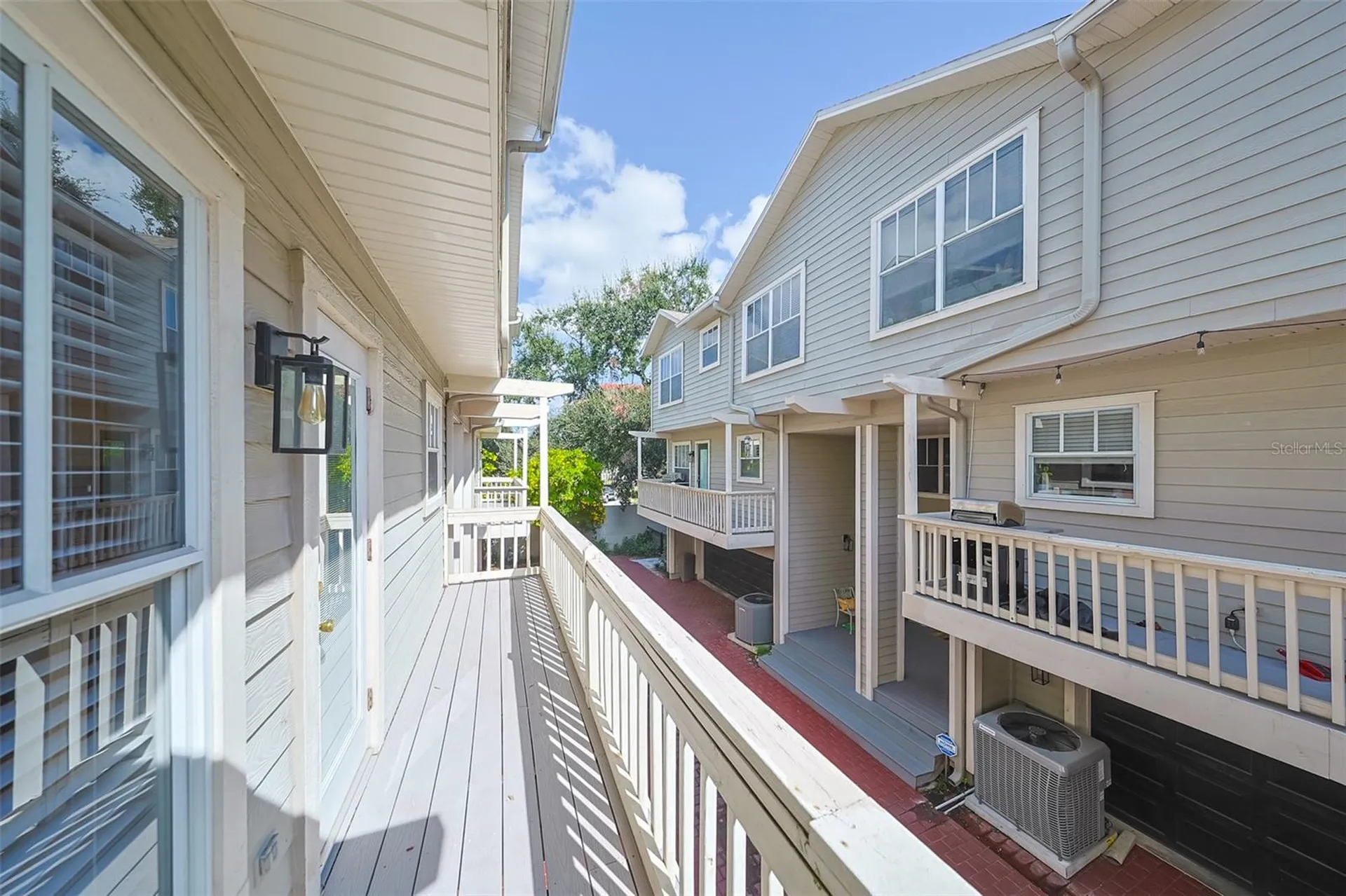 2403 W Palm Drive Tampa FL 33629