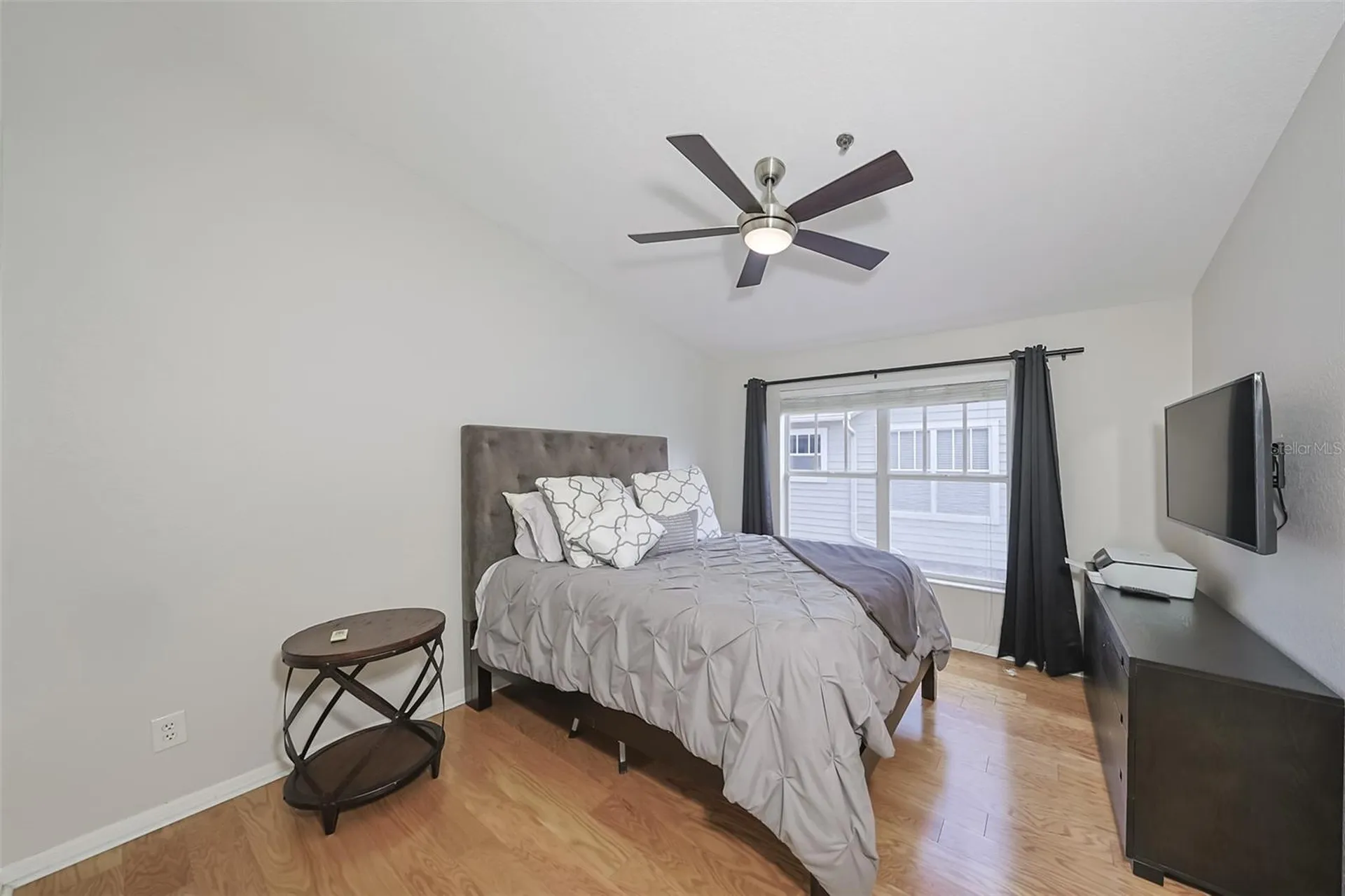 2403 W Palm Drive Tampa FL 33629