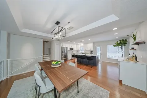 2403 W Palm Drive Tampa FL 33629