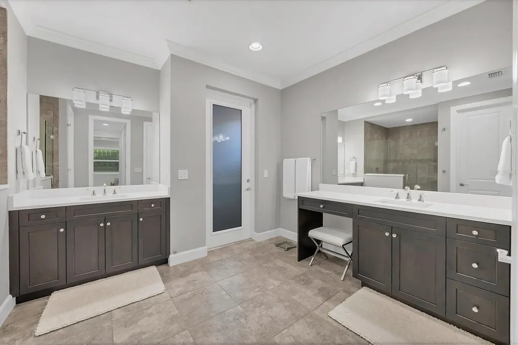 7761 Sandhill Lake Drive Sarasota FL 34241