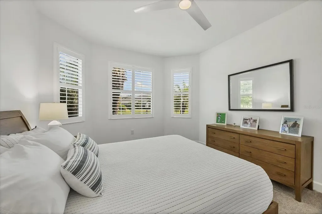 7761 Sandhill Lake Drive Sarasota FL 34241