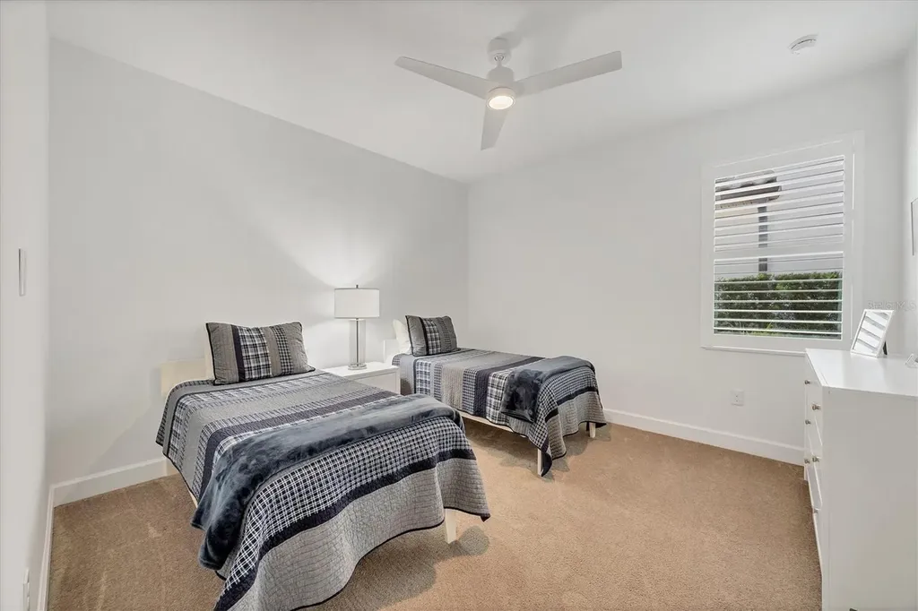 7761 Sandhill Lake Drive Sarasota FL 34241