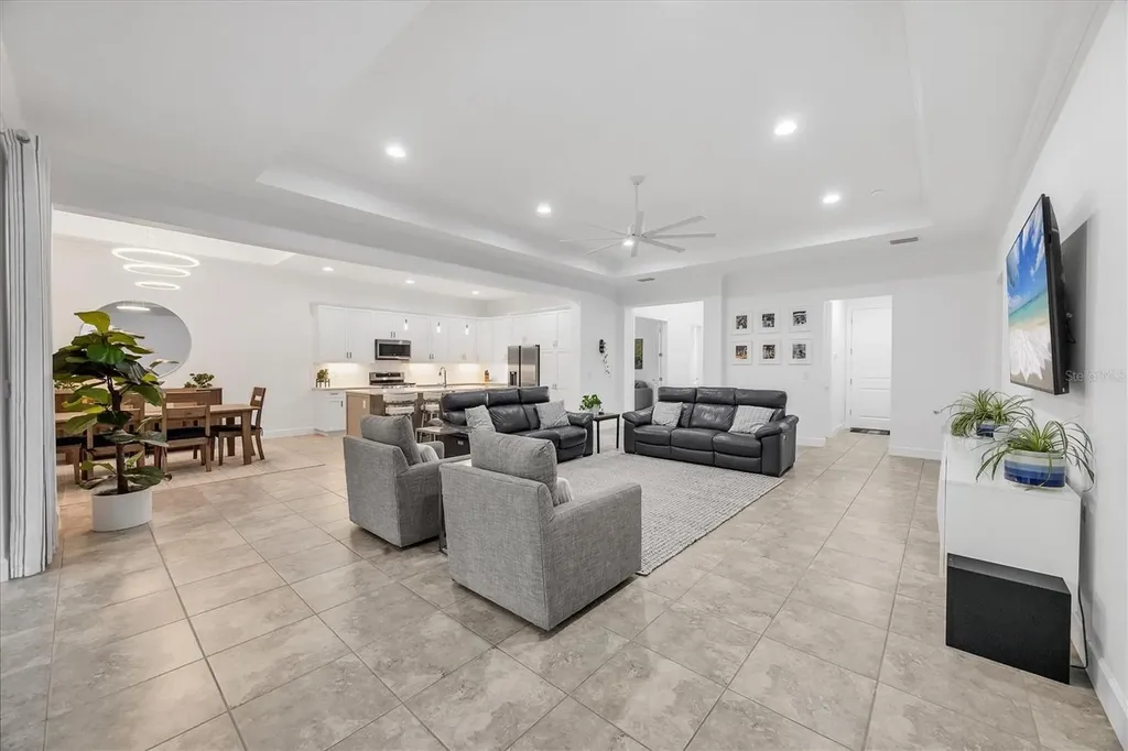7761 Sandhill Lake Drive Sarasota FL 34241