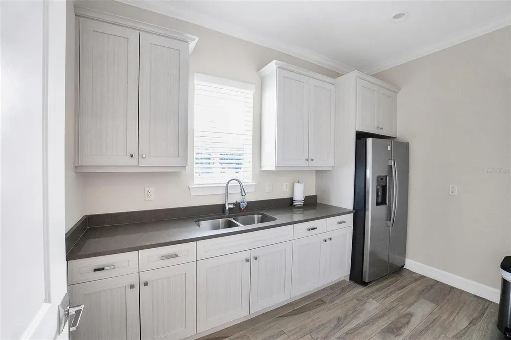 7761 Sandhill Lake Drive Sarasota FL 34241