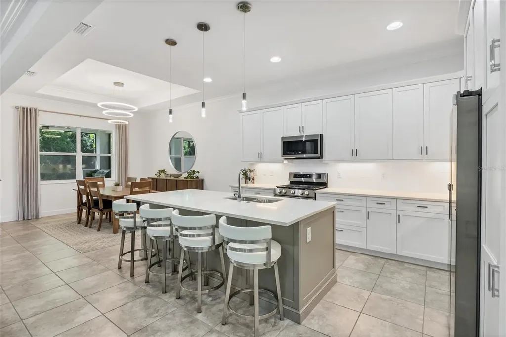7761 Sandhill Lake Drive Sarasota FL 34241