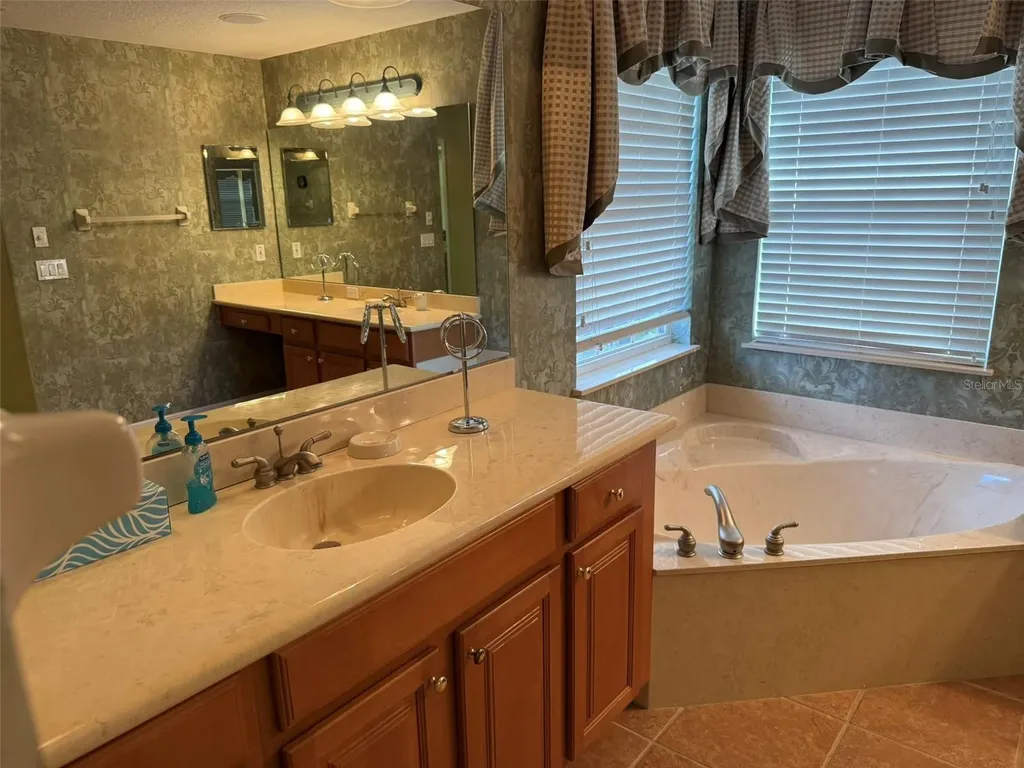 10484 Wiscane Avenue Orlando FL 32836
