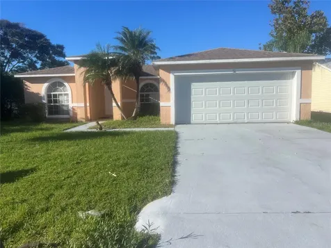 52 Bradford Court Kissimmee FL 34758