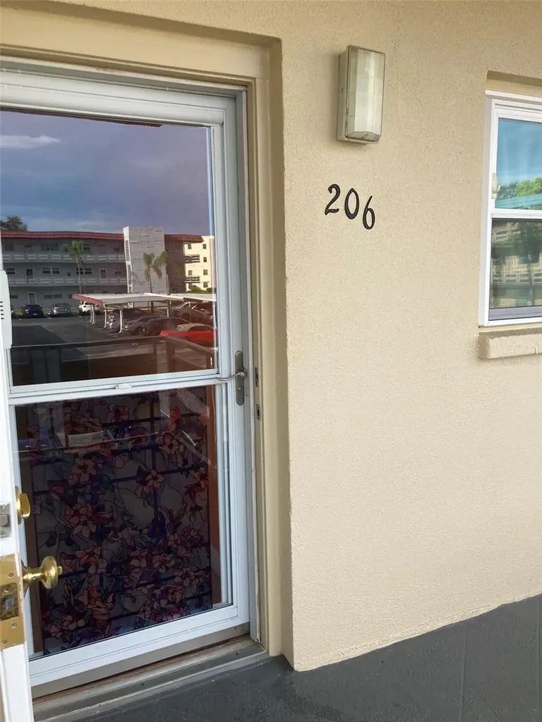 5750 80th Street N St Petersburg FL 33709