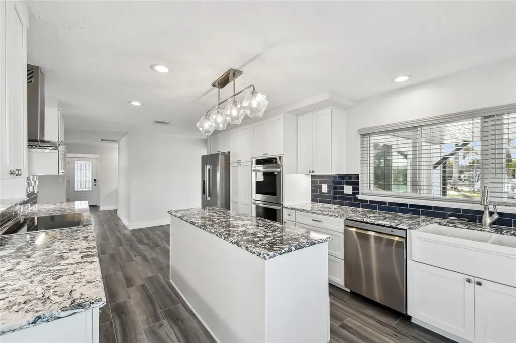 1514 Sea Gull Drive S St Petersburg FL 33707