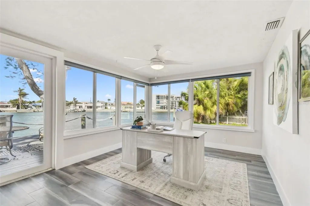 1514 Sea Gull Drive S St Petersburg FL 33707