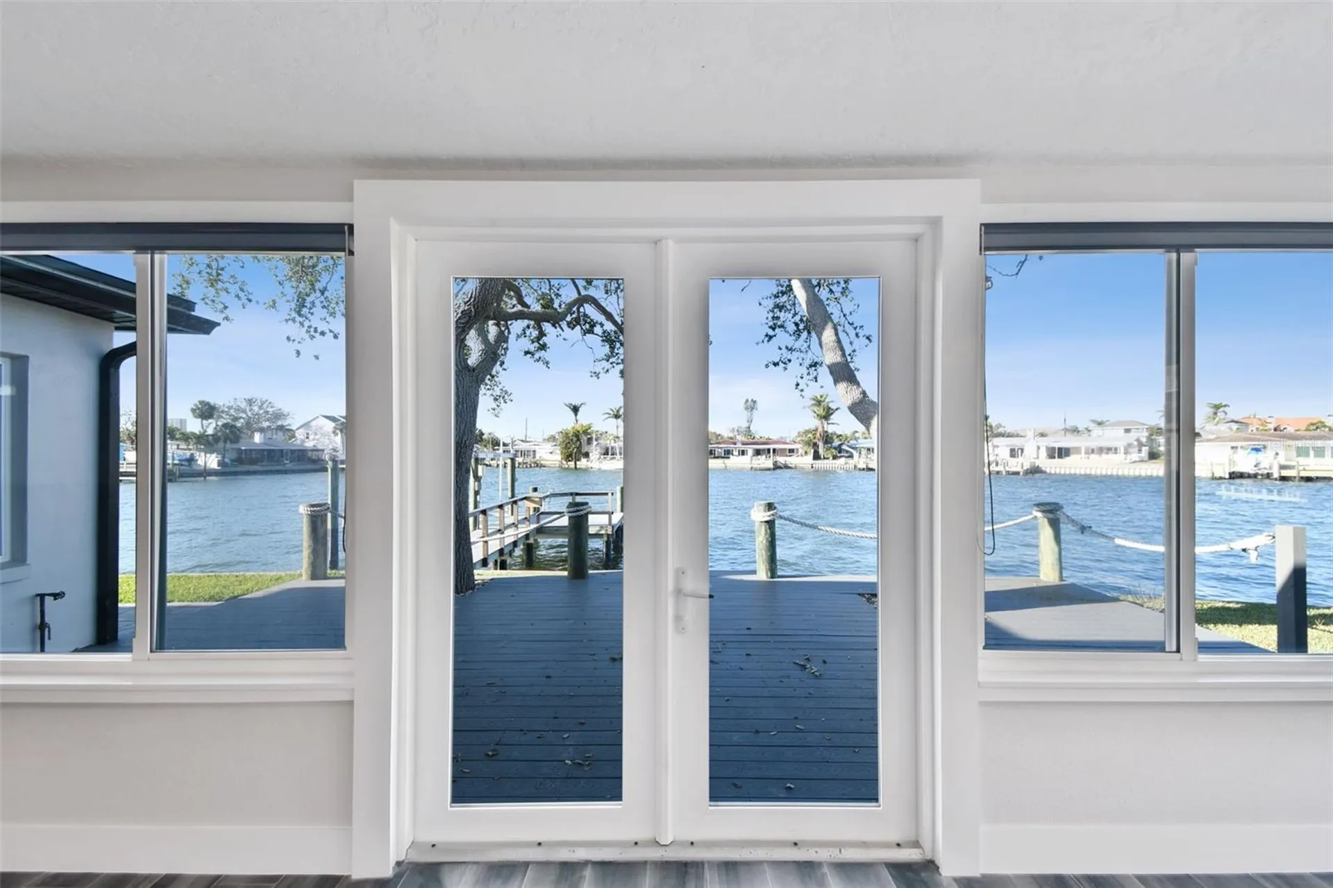 1514 Sea Gull Drive S St Petersburg FL 33707
