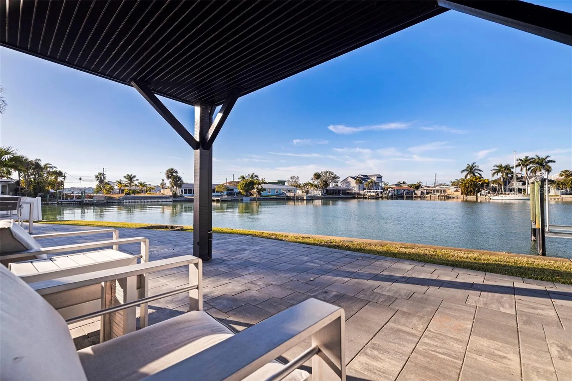 1514 Sea Gull Drive S St Petersburg FL 33707