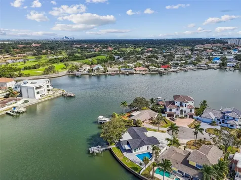 1514 Sea Gull Drive S St Petersburg FL 33707