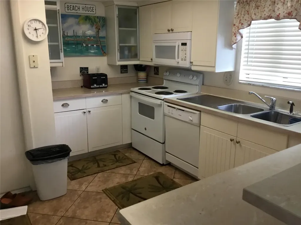 1571 S Atlantic Avenue New Smyrna Beach FL 32169