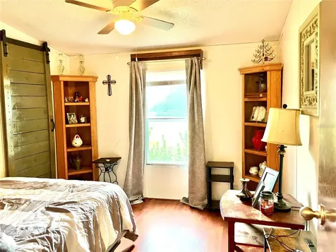 19582 NW 212th Street High Springs FL 32643