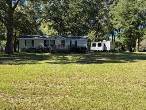 19582 NW 212th Street High Springs FL 32643