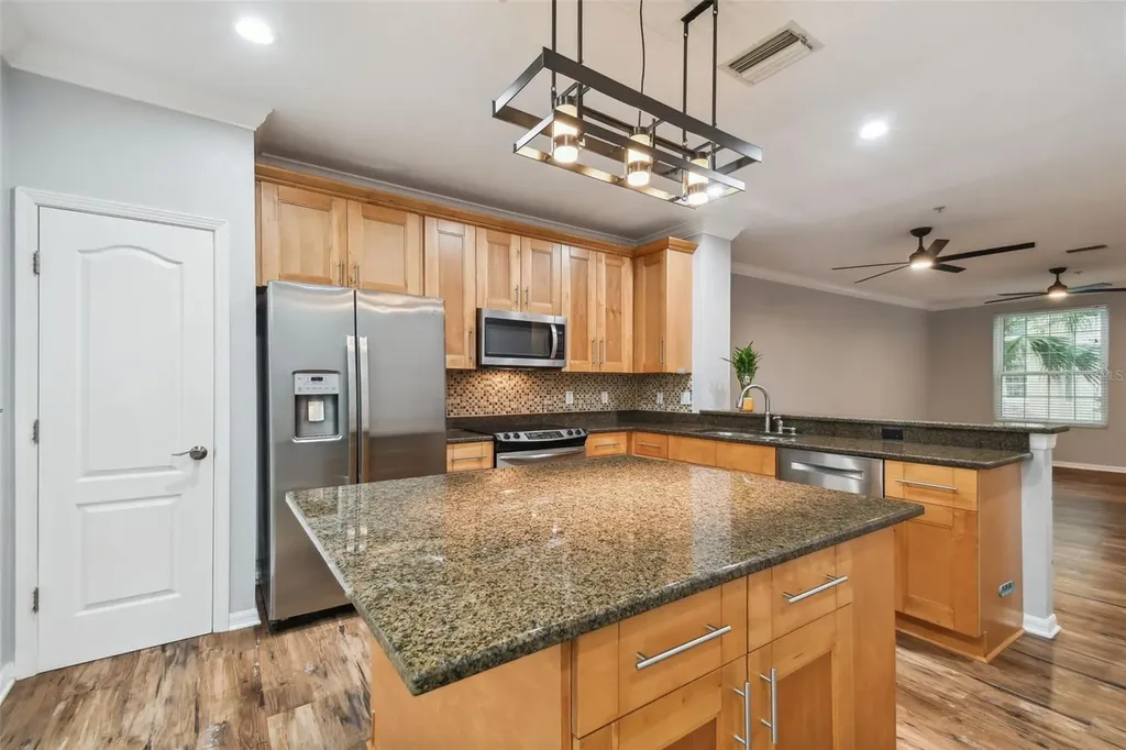 3183 Bayshore Oaks Drive Tampa FL 33611