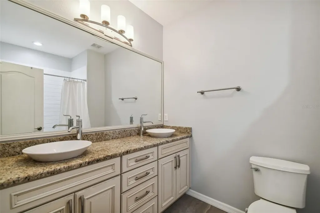 3183 Bayshore Oaks Drive Tampa FL 33611