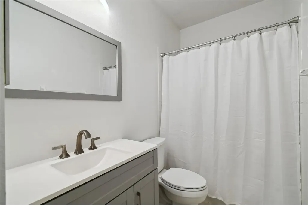 3183 Bayshore Oaks Drive Tampa FL 33611