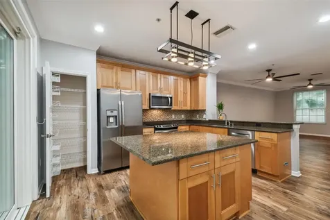 3183 Bayshore Oaks Drive Tampa FL 33611