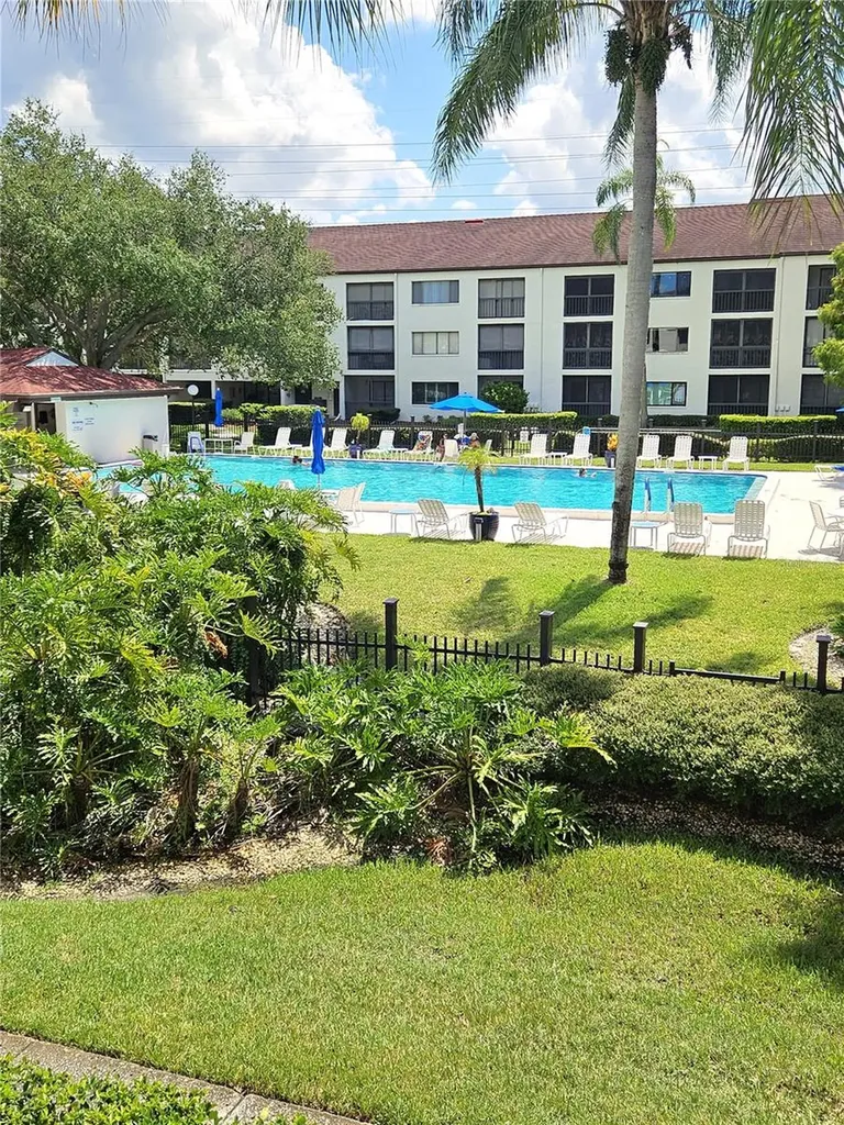 2587 Countryside Boulevard Clearwater FL 33761